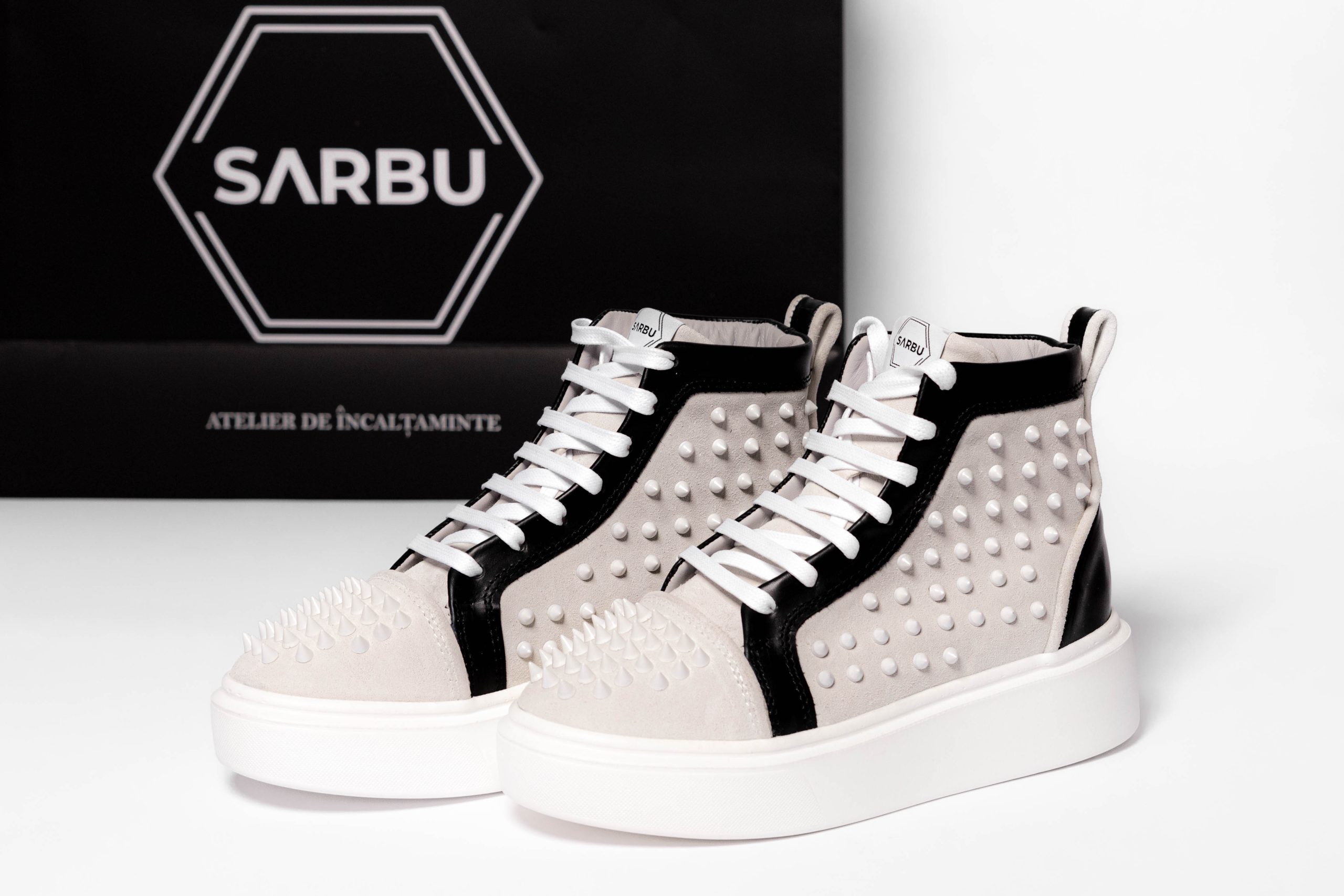 High-top sneakers IS101/01