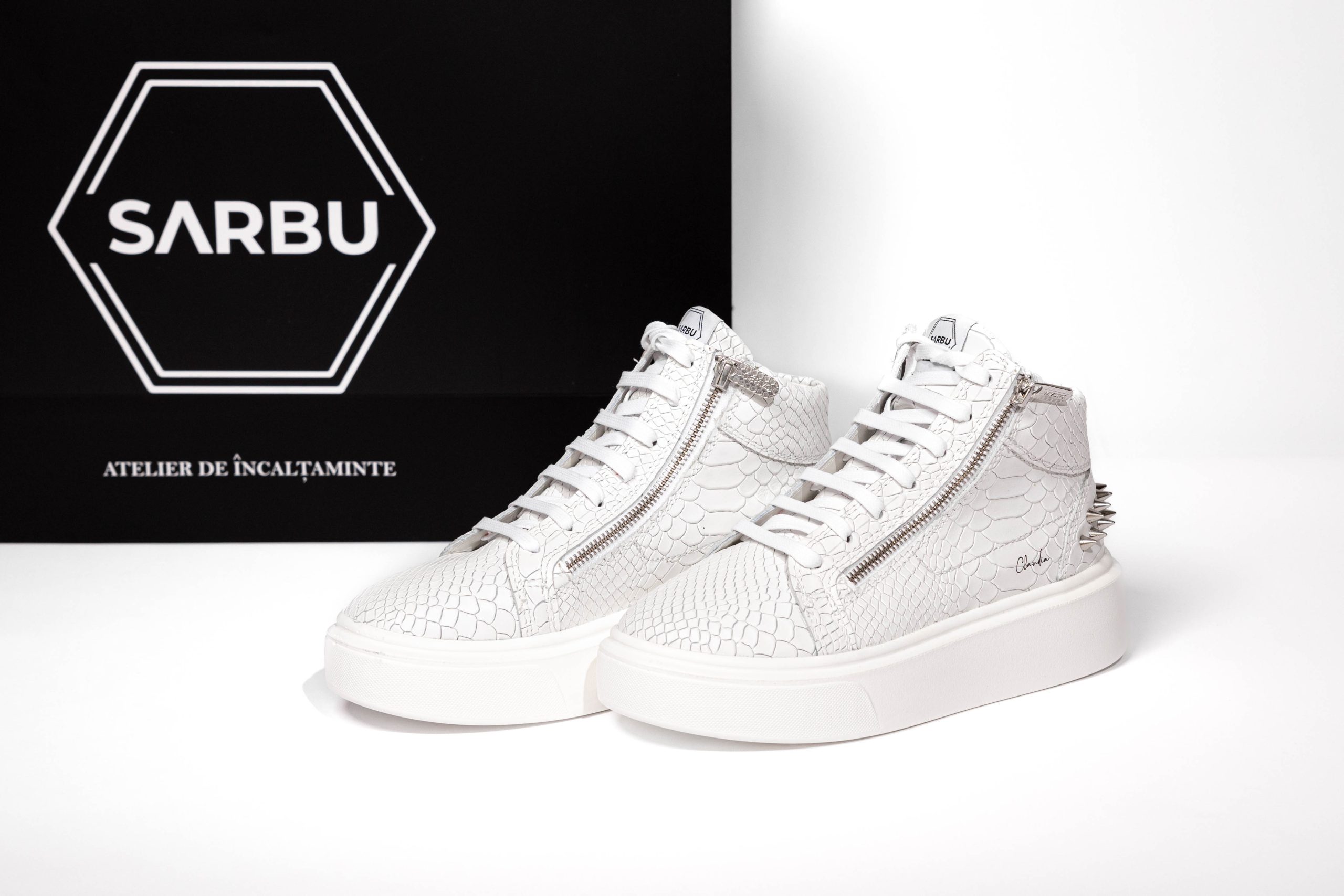 Hight-top sneakers IF101/07