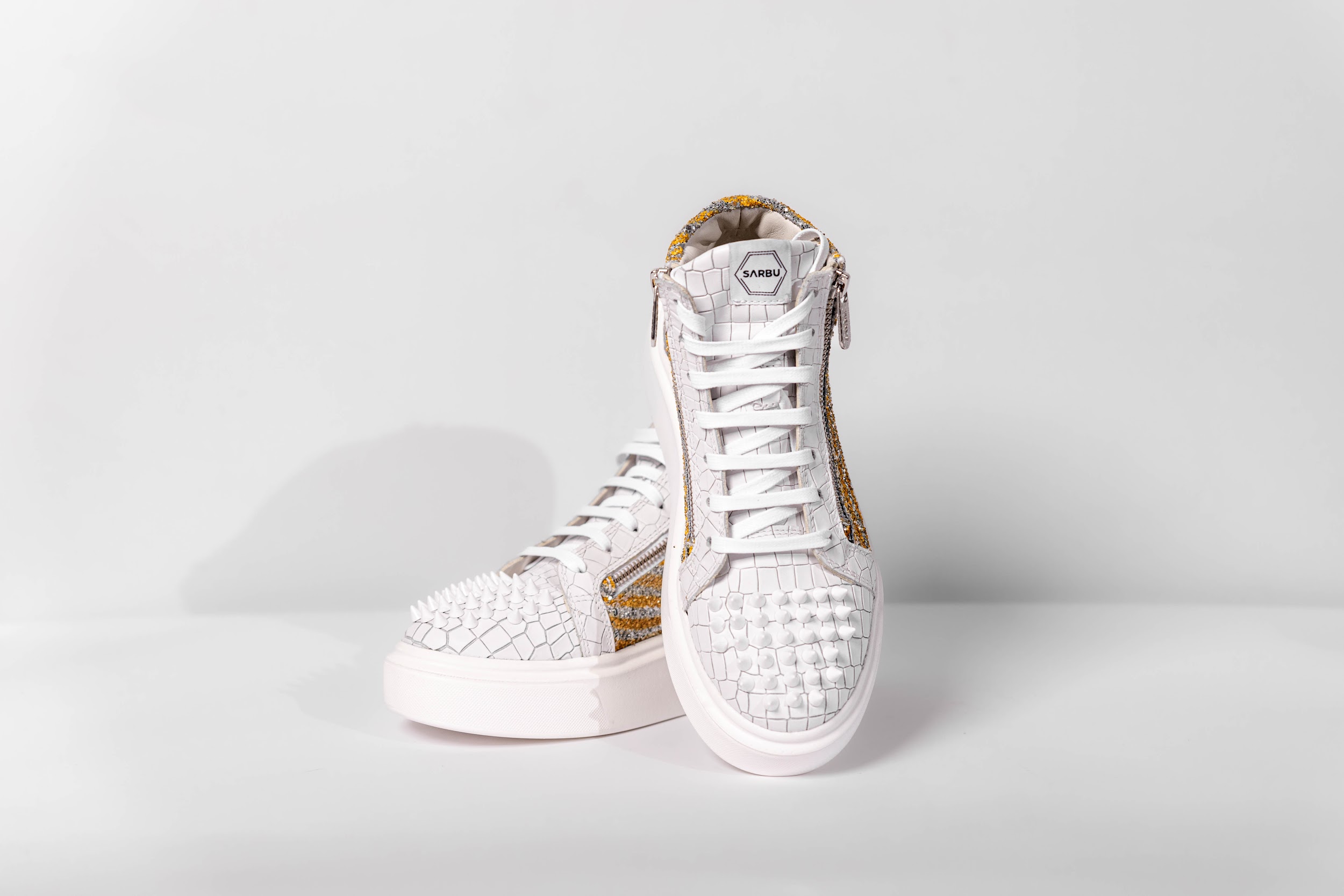 High-top sneakers IF101-01